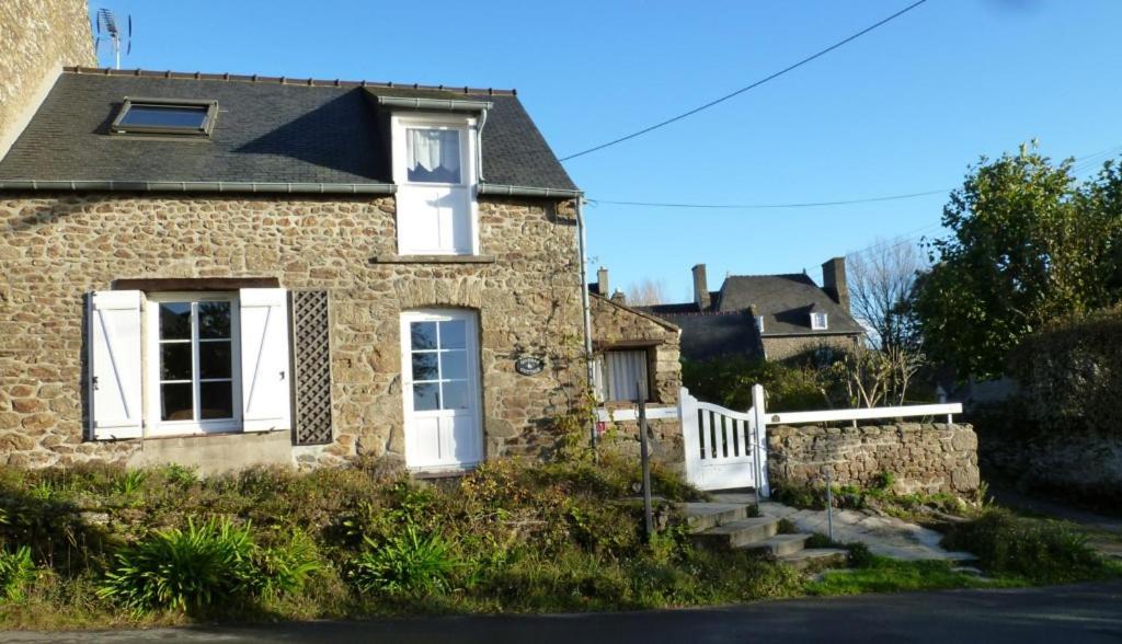 Giverny Cottage Saint-Coulomb Exterior photo